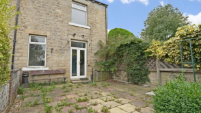 House & Plot for sale in Elland photo